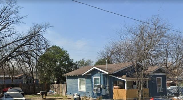 3-bedroom rental at 1108 Rivas St in San Antonio, TX — photo 3