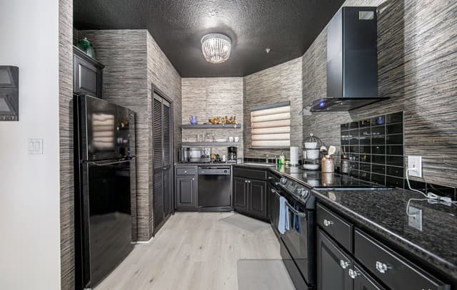 2-bedroom rental at 20 Tapatio Dr E Unit 203 in Boerne, TX — photo 5