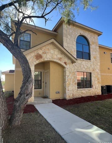 3-bedroom rental at 6160 Eckhert Rd Unit 1406 in San Antonio TX