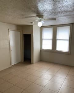 1-bedroom rental at 315 Fair Ave Unit 3 in San Antonio, TX — photo 5