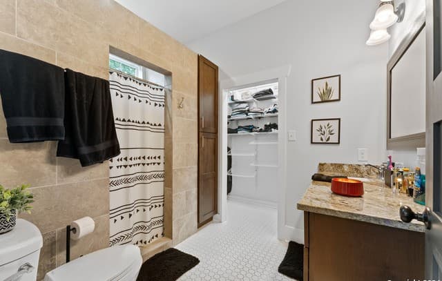 1-bedroom rental at 314 Baltimore Unit 3 in San Antonio, TX — photo 5
