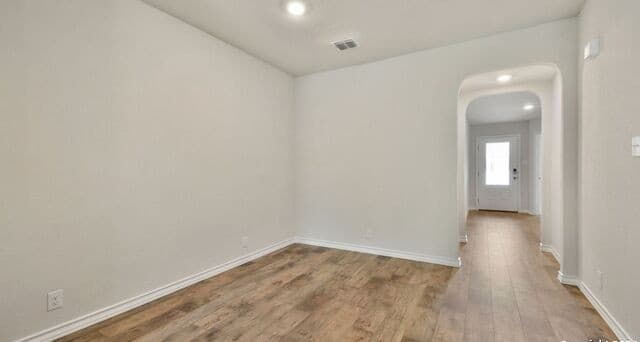 3-bedroom rental at 805 Rippling Lagoon in Cibolo, TX — photo 4