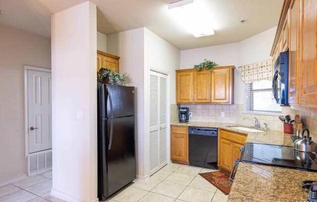 2-bedroom rental at 20 Tapatio Dr E Unit 110 in Boerne, TX — photo 4