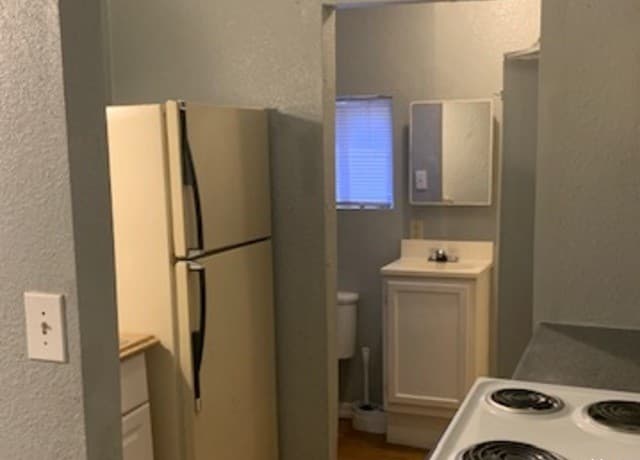 0rental at 403 Terrell Ave Unit 6 in San Antonio, TX — photo 4