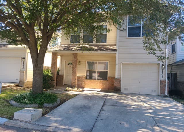 3-bedroom rental at 7207 Painter Way in San Antonio TX