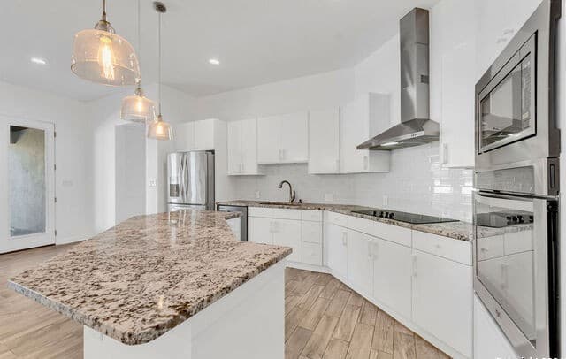 4-bedroom rental at 1303 Summerfield in San Antonio, TX — photo 5