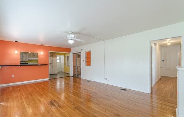 2-bedroom rental at 414 Alexander Hamilton in San Antonio, TX — photo 5
