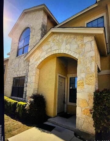 3-bedroom rental at 6160 Eckhert Unit 107 in San Antonio TX