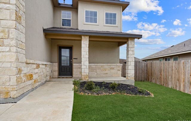 3-bedroom rental at 13123 Minuet Sway in San Antonio, TX — photo 4