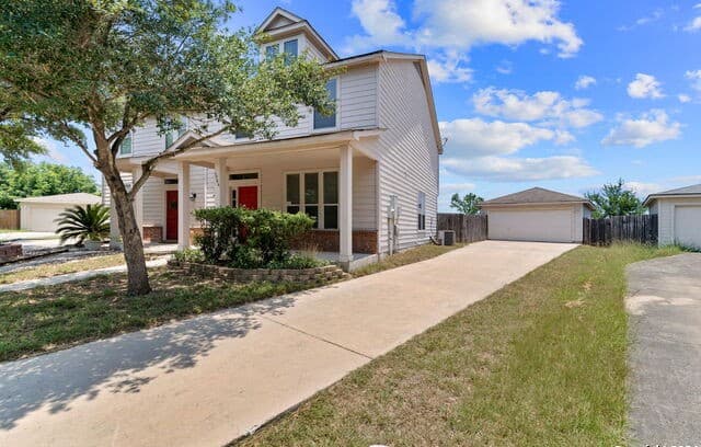 3-bedroom rental at 3706 Browning Blf in San Antonio, TX — photo 2