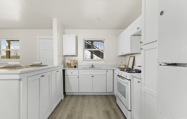 1-bedroom rental at 3409 Commercial Ave in San Antonio, TX — photo 5
