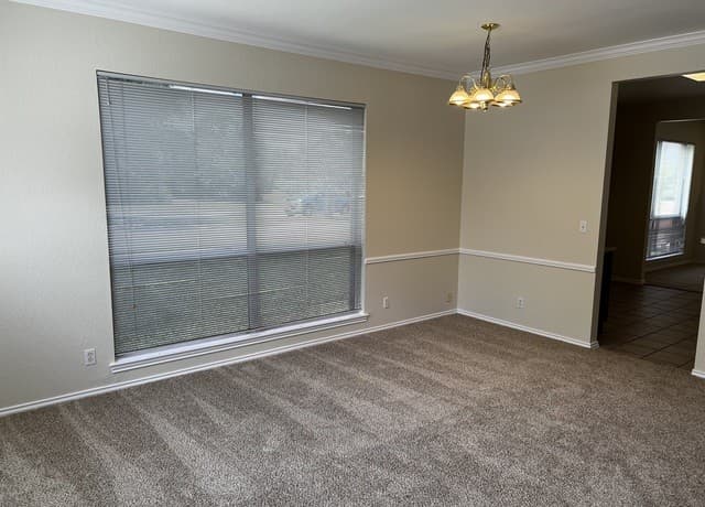 3-bedroom rental at 8741 Wickersham in San Antonio, TX — photo 2
