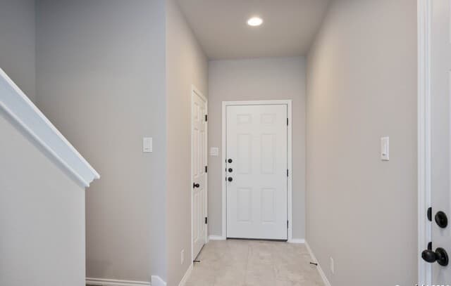 3-bedroom rental at 8619 Valentina Way Unit 101 in San Antonio, TX — photo 3