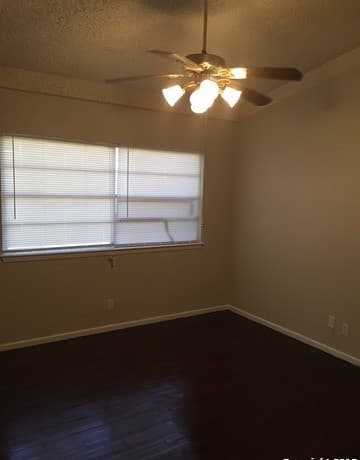 2-bedroom rental at 7923 Donore Pl Unit 12 in San Antonio, TX — photo 4