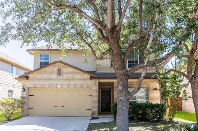 4-bedroom rental at 3013 Muntjac St in Schertz, TX — photo 2