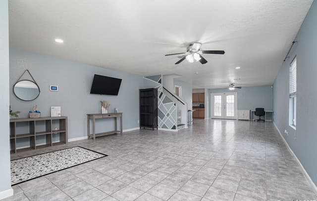 3-bedroom rental at 5311 Moreville Farm in San Antonio, TX — photo 3