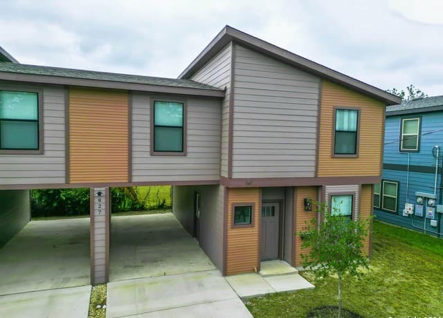 3-bedroom rental at 827 Florida Unit 101 in San Antonio, TX — photo 2