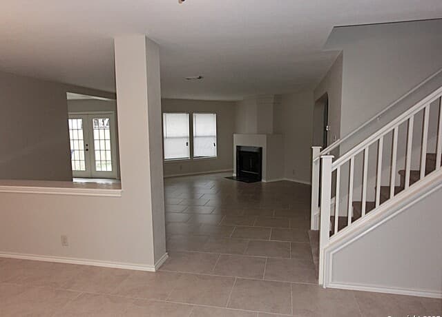 4-bedroom rental at 13154 Regency Bnd in San Antonio, TX — photo 4