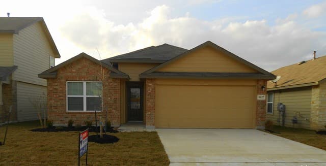 3-bedroom rental at 9027 Mustang Pass in San Antonio TX