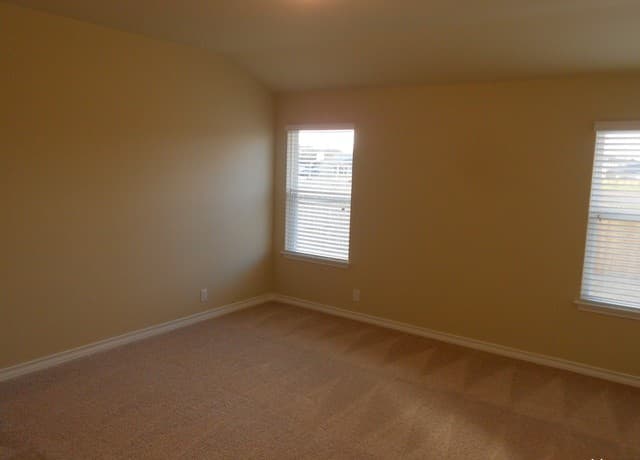 3-bedroom rental at 9027 Mustang Pass in San Antonio, TX — photo 5