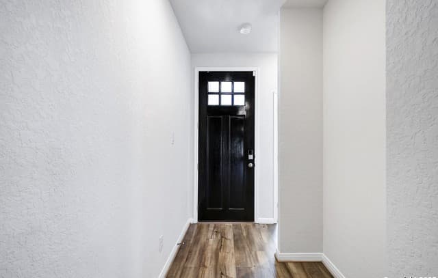 3-bedroom rental at 9634 Alisa Brooke in San Antonio, TX — photo 2
