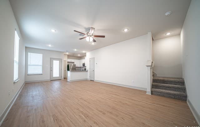 3-bedroom rental at 7545 Briarwood Pass Unit 101 in San Antonio, TX — photo 2