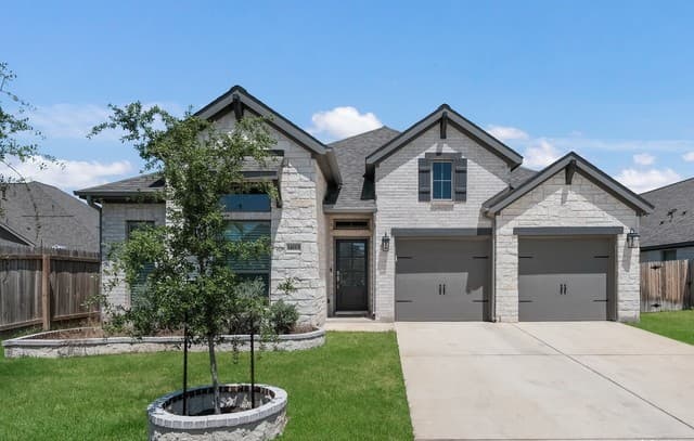 4-bedroom rental at 14113 Desperado in San Antonio TX