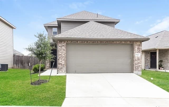 3-bedroom rental at 9402 Somers Bend in San Antonio, TX — photo 5