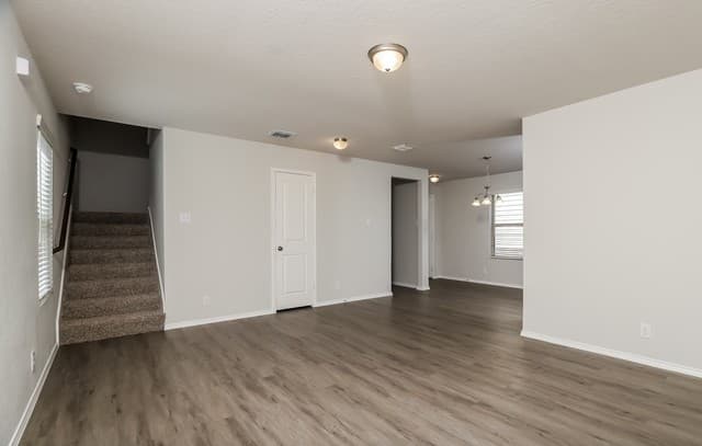 3-bedroom rental at 3723 Somers Crest in San Antonio, TX — photo 4