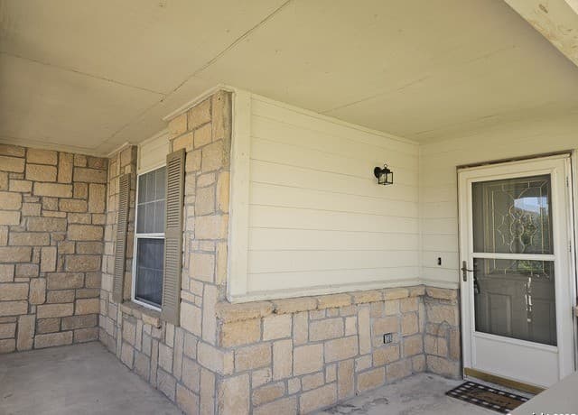 3-bedroom rental at 204 N Willow Way in Cibolo, TX — photo 3