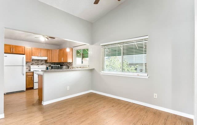 2-bedroom rental at 12610 Uhr Ln Unit 310 in San Antonio TX
