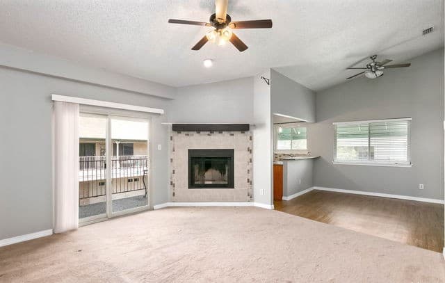 2-bedroom rental at 12610 Uhr Ln Unit 310 in San Antonio, TX — photo 2