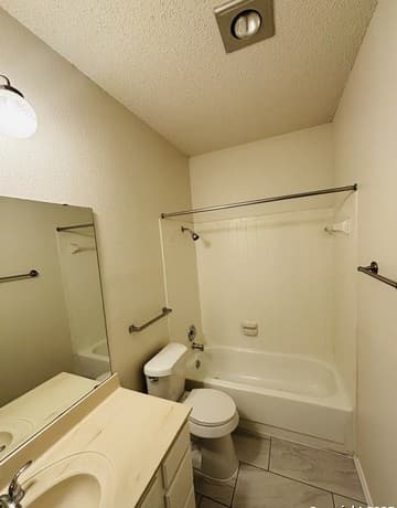 3-bedroom rental at 3415 Ridge Smoke in San Antonio, TX — photo 5