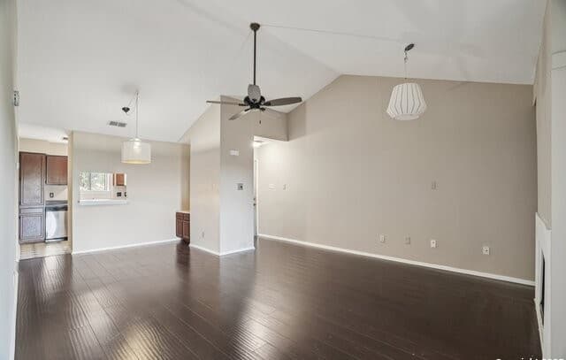 2-bedroom rental at 4212 Medical Dr Unit 212 in San Antonio, TX — photo 4