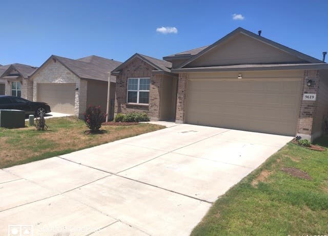 3-bedroom rental at 9619 Salers Springs in San Antonio TX