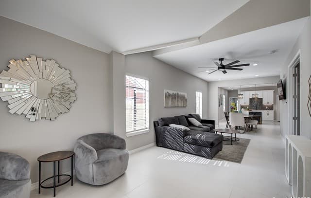4-bedroom rental at 515 Nolan in San Antonio, TX — photo 5