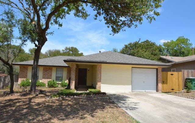3-bedroom rental at 9231 RidgeTown in San Antonio TX