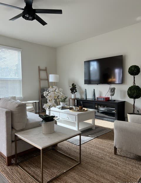 3-bedroom rental at 7822 Ponderosa in Boerne, TX — photo 5