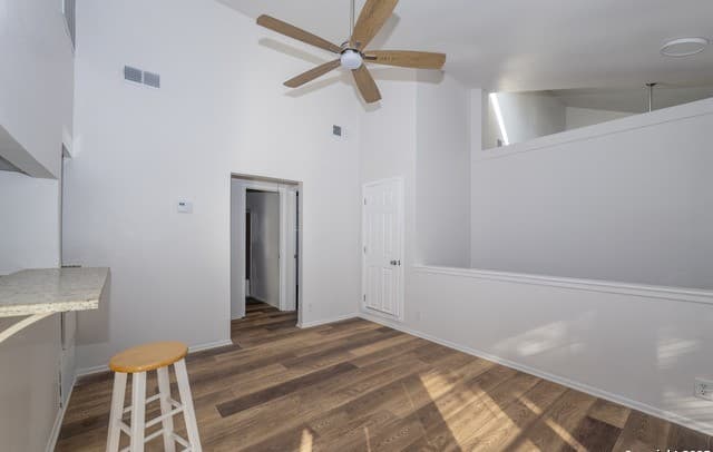 3-bedroom rental at 542 Elsmere in San Antonio, TX — photo 4