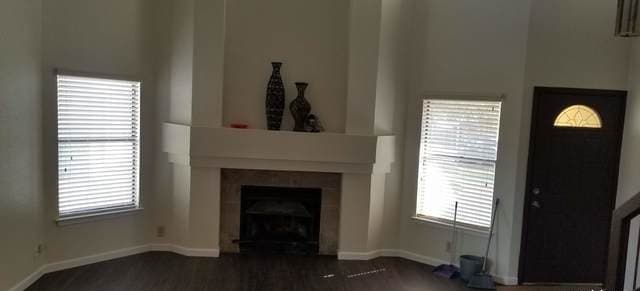 3-bedroom rental at 8435 Forest Ridge in San Antonio, TX — photo 2