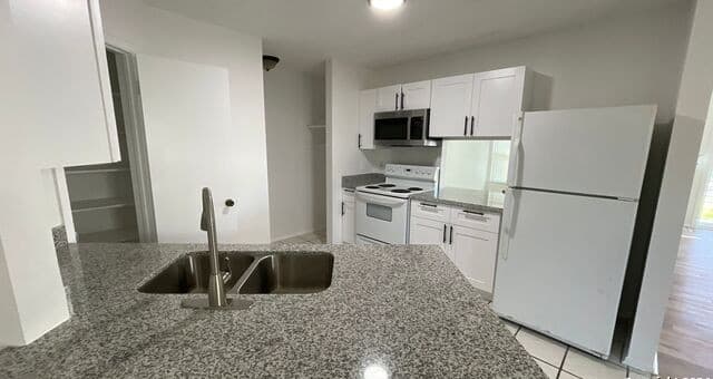 2-bedroom rental at 11771 Spring Song in San Antonio, TX — photo 4