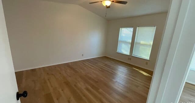 2-bedroom rental at 11771 Spring Song in San Antonio, TX — photo 5