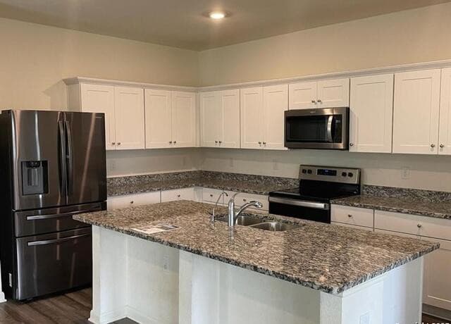4-bedroom rental at 14311 Gila Crossing in San Antonio, TX — photo 3