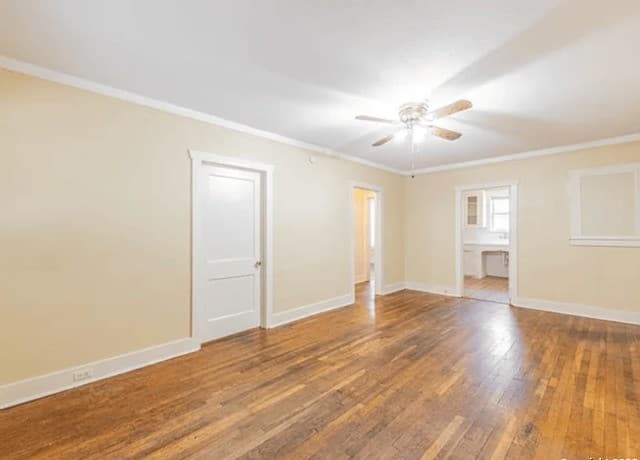 2-bedroom rental at 631 E Ashby in San Antonio TX