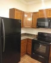 3-bedroom rental at 5012 Stowers Blvd in San Antonio, TX — photo 3