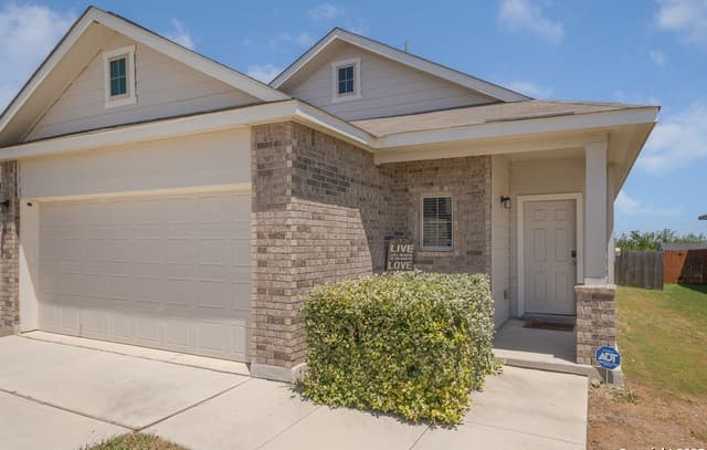 3-bedroom rental at 5418 Cicada in Converse TX