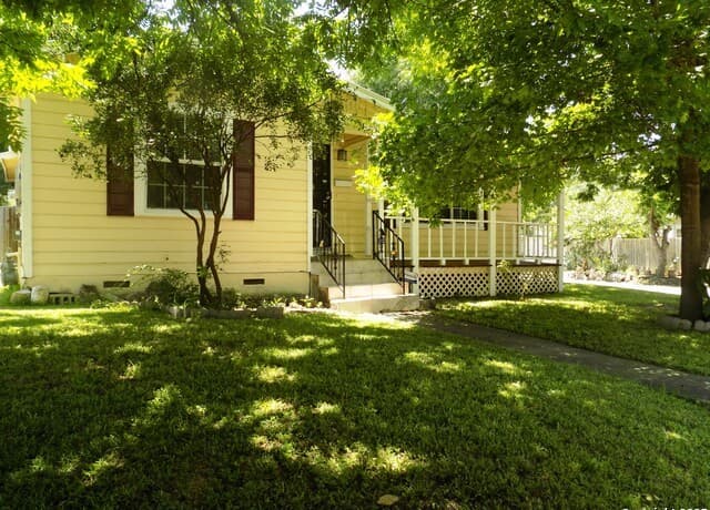 3-bedroom rental at 636 W Norwood in San Antonio TX