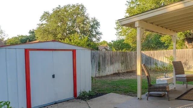 3-bedroom rental at 11419 Buffalo Horn in San Antonio, TX — photo 5