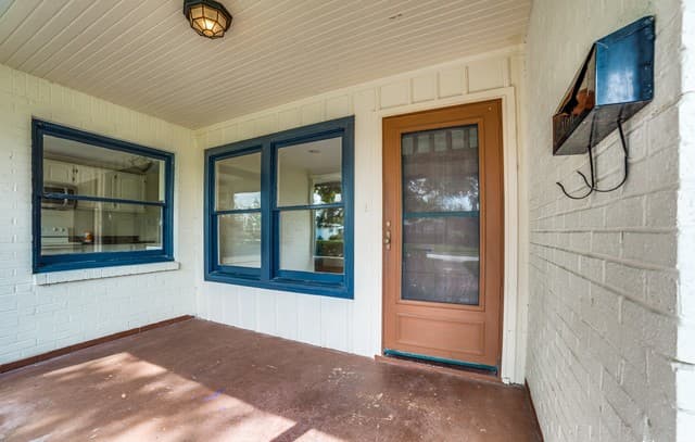3-bedroom rental at 1149 Garraty Rd in San Antonio, TX — photo 3