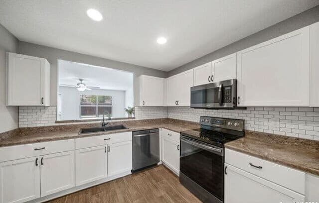 5-bedroom rental at 11423 Blackmore Leap in San Antonio, TX — photo 4